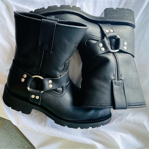 XElement - Picture 2 of 11